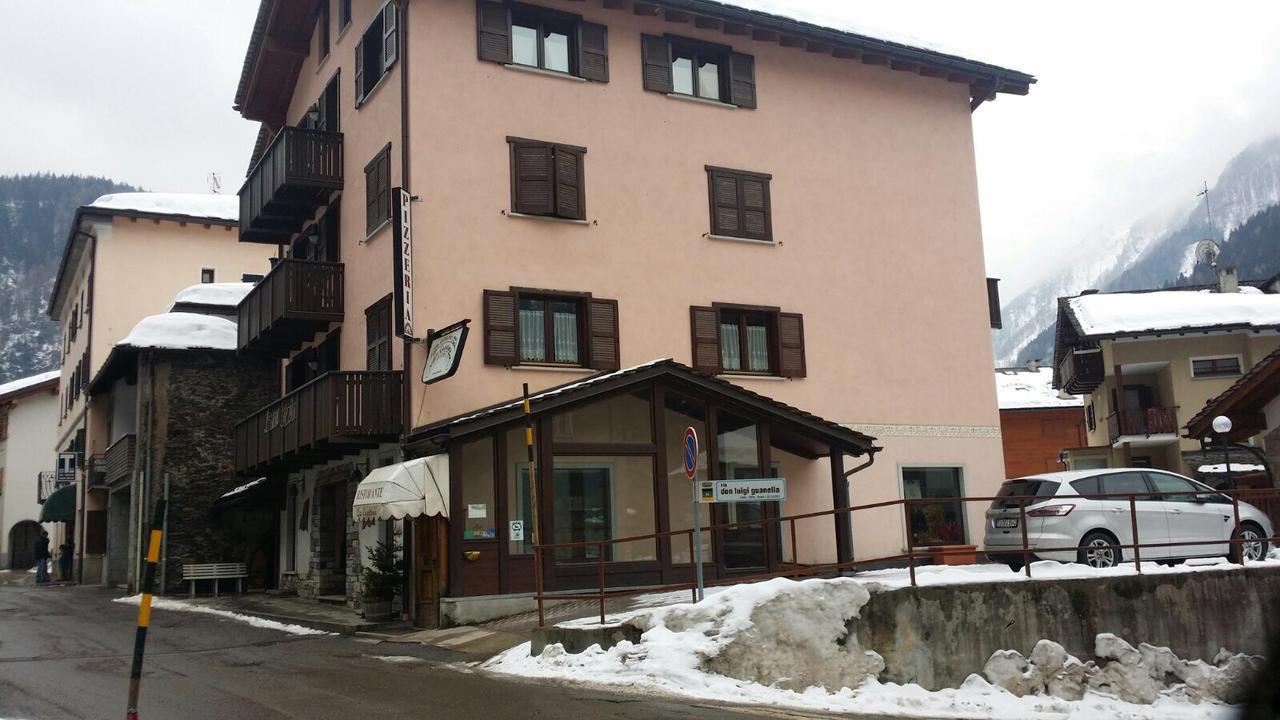 Lacantina House Hotel Campodolcino Exterior photo